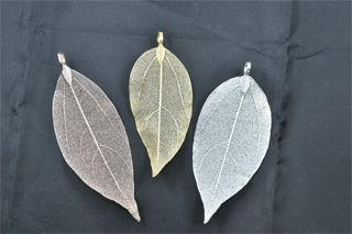 Leaf Pendant 9cm (Leaf)